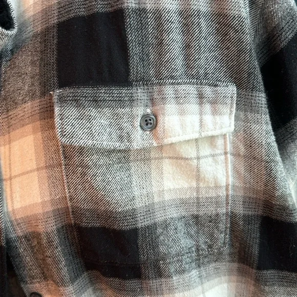 Beautiful SUPER SOFT plaid flannel new condition - Picture 5 of 6
